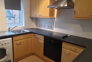 2 bed flat, Brandling Court, Sandyford, Newcastle, NE21TN - Image 2